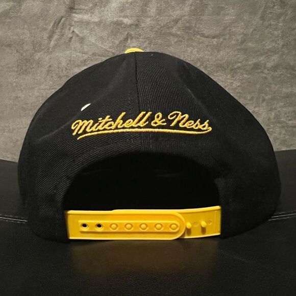 MITCHELL & NESS Pittsburgh Steelers Classic Script SnapBack Hat / One Size - Picture 2 of 7